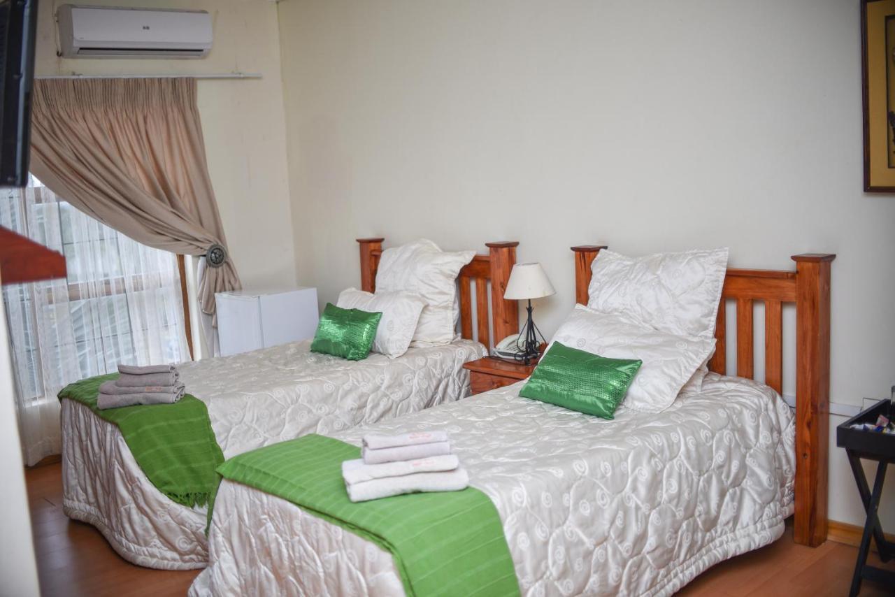 Tshedza Guest Lodge Луіс-Трічард Екстер'єр фото